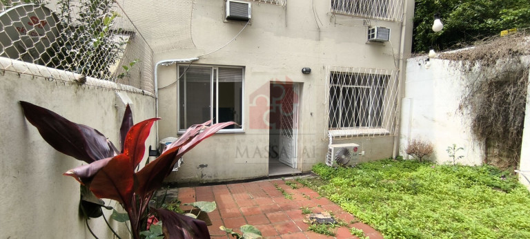 Imagem Apartamento com 2 Quartos à Venda, 77 m² em Menino Deus - Porto Alegre Imagem Apartamento com 2 Quartos à Venda, 77 m² em Menino Deus - Porto Alegre
