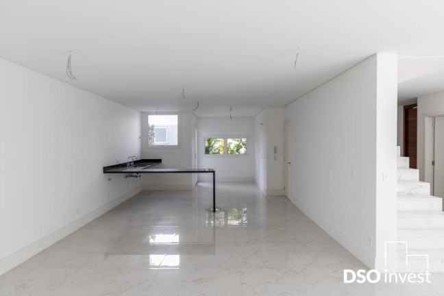 Imagem Casa de Condomínio com 4 Quartos à Venda, em Chácara Santo Antônio (zona Sul) - São Paulo Imagem Casa de Condomínio com 4 Quartos à Venda, em Chácara Santo Antônio (zona Sul) - São Paulo