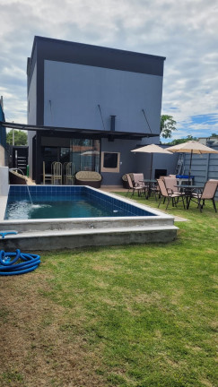 Imagem Casa com 3 Quartos à Venda, 230 m² em Jardim Jacinto - Jacareí Imagem Casa com 3 Quartos à Venda, 230 m² em Jardim Jacinto - Jacareí