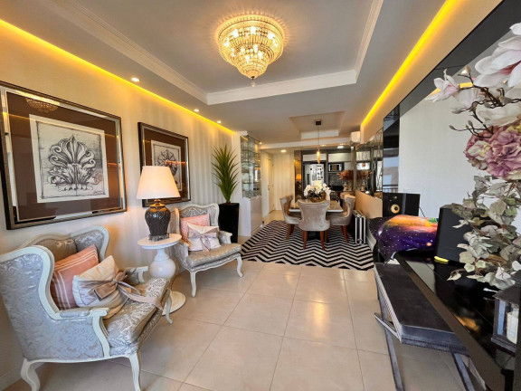 Apartamento com 3 Quartos à Venda, 130 m² em Abraão - Florianópolis