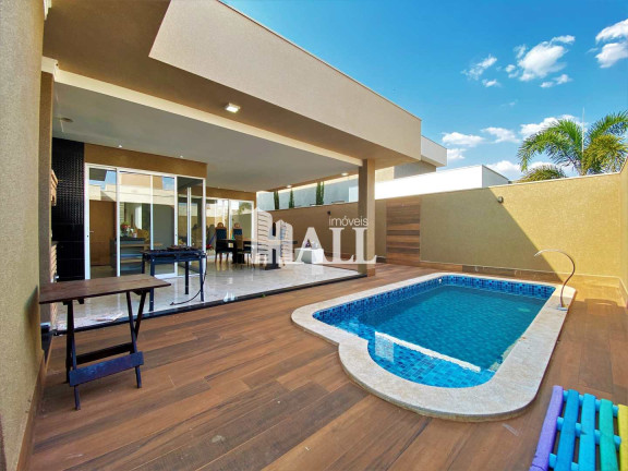 Casa com 3 Quartos à Venda, 260 m² em Parque Residencial Damha Vi - São José Do Rio Preto