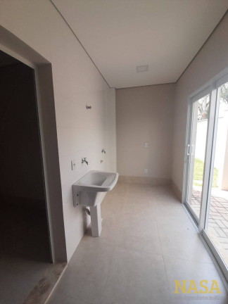 Imagem Casa com 3 Quartos à Venda, 365 m² em Jardim Itália - Cuiabá