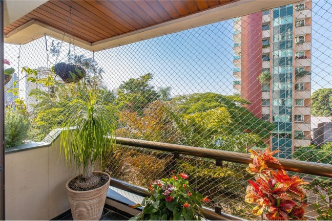 Imagem Apartamento com 3 Quartos à Venda, 200 m² em Moema - São Paulo