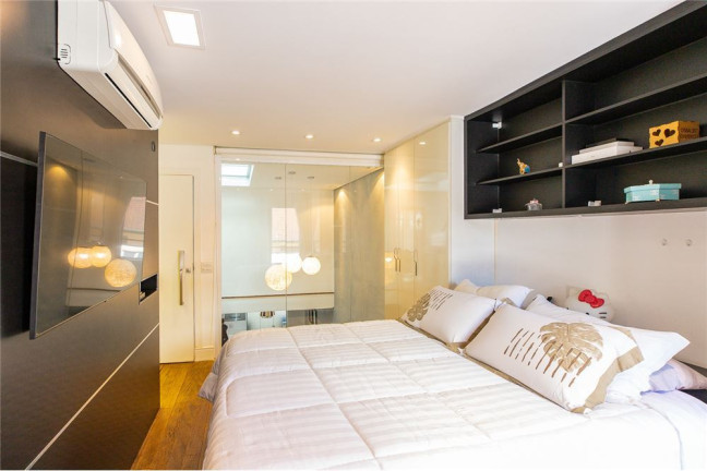 Imagem Casa com 2 Quartos à Venda,  em Vila Sofia - São Paulo
