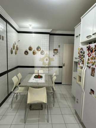 Imagem Apartamento com 4 Quartos à Venda, 278 m² em Vitória - Salvador Imagem Apartamento com 4 Quartos à Venda, 278 m² em Vitória - Salvador