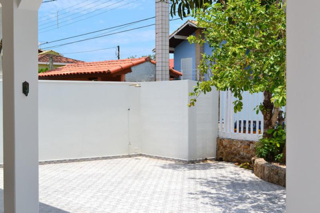 Imagem Casa com 4 Quartos à Venda, 294 m² em Jardim Grandesp - Itanhaém Imagem Casa com 4 Quartos à Venda, 294 m² em Jardim Grandesp - Itanhaém