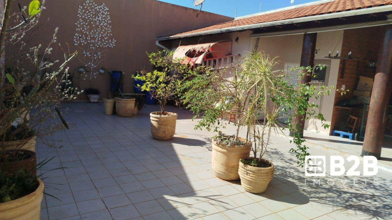 Imagem Casa com 4 Quartos à Venda, 292 m² em Jardim Cruzeiro Do Sul - Bauru Imagem Casa com 4 Quartos à Venda, 292 m² em Jardim Cruzeiro Do Sul - Bauru