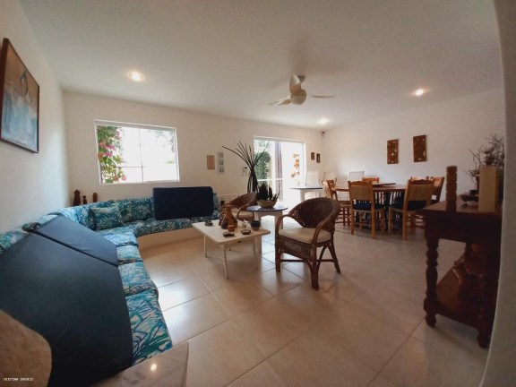 Imagem Casa com 5 Quartos à Venda, 462 m² em Jardim Virgínia - Guarujá Imagem Casa com 5 Quartos à Venda, 462 m² em Jardim Virgínia - Guarujá
