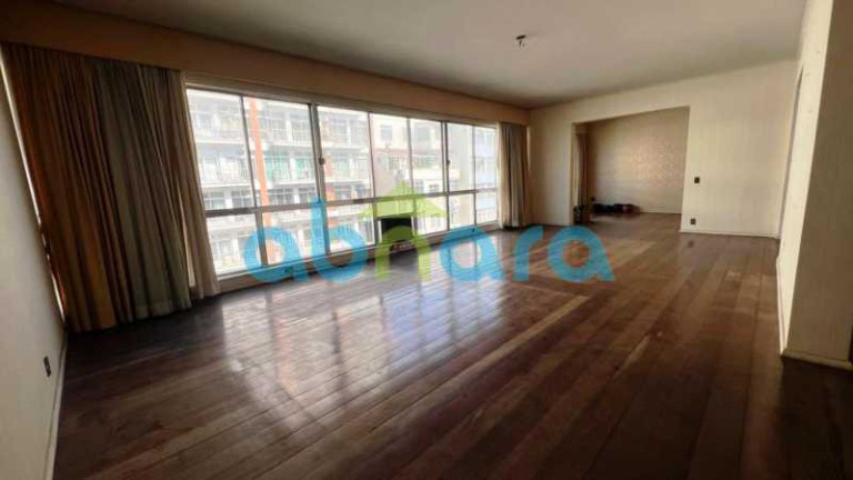 Imagem Apartamento com 4 Quartos à Venda, 300 m² em Copacabana - Rio De Janeiro Imagem Apartamento com 4 Quartos à Venda, 300 m² em Copacabana - Rio De Janeiro
