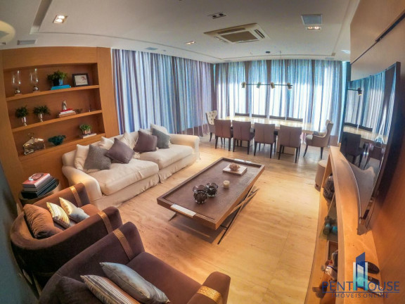 Imagem Apartamento com 3 Quartos à Venda, 252 m² em Centro - Balneário Camboriú Imagem Apartamento com 3 Quartos à Venda, 252 m² em Centro - Balneário Camboriú