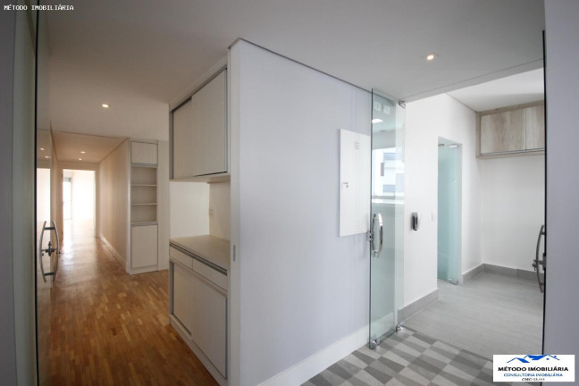 Imagem Imóvel com 3 Quartos à Venda, 244 m² em Moema - São Paulo