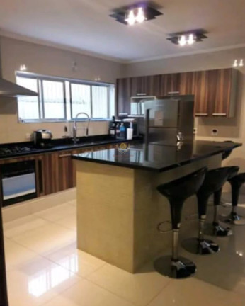 Imagem Casa com 3 Quartos à Venda, 530 m² em Lauzane Paulista - São Paulo