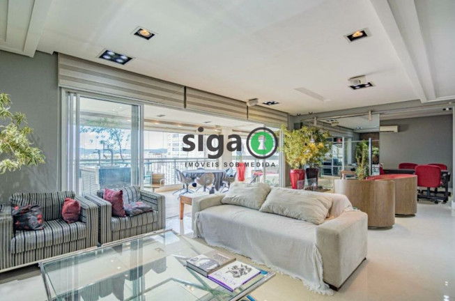 Apartamento com 4 Quartos à Venda ou Locação, 206 m² em Vila Romana - São Paulo