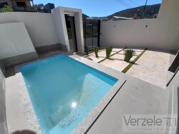 Imagem Casa com 3 Quartos à Venda, 162 m² em São Francisco De Assis - Camboriú Imagem Casa com 3 Quartos à Venda, 162 m² em São Francisco De Assis - Camboriú