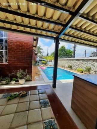 Imagem Casa com 3 Quartos à Venda, 450 m² em Prado - Recife
