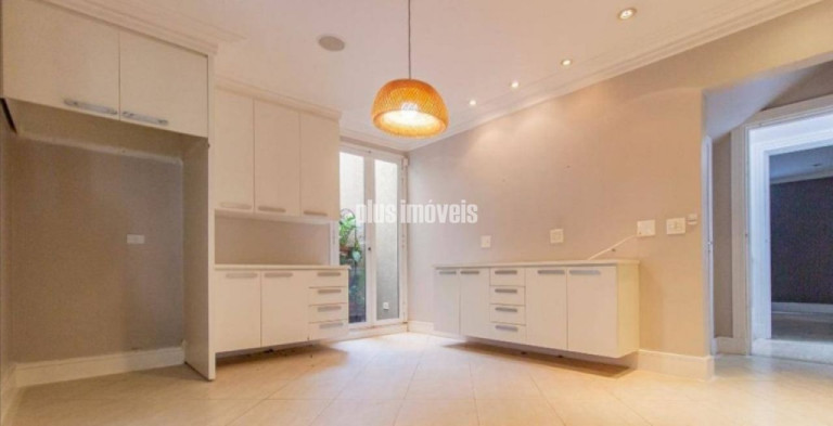 Imagem Casa com 4 Quartos à Venda, 580 m² em Jardim Paulista - São Paulo Imagem Casa com 4 Quartos à Venda, 580 m² em Jardim Paulista - São Paulo