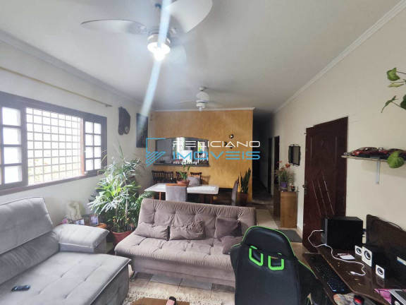 Imagem Casa com 3 Quartos à Venda, 135 m² em Maracanã - Praia Grande
