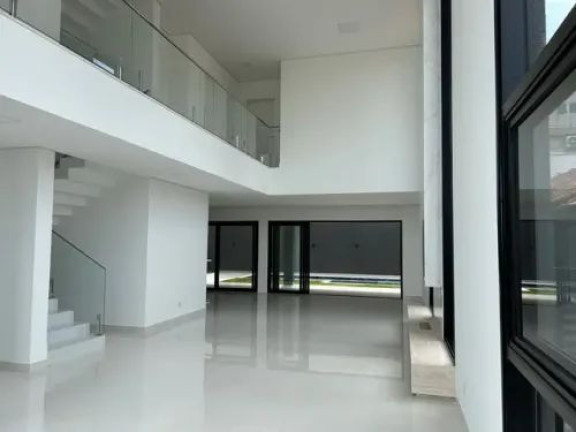 Imagem Casa com 4 Quartos à Venda, 356 m² em Alphaville - Santana De Parnaíba Imagem Casa com 4 Quartos à Venda, 356 m² em Alphaville - Santana De Parnaíba