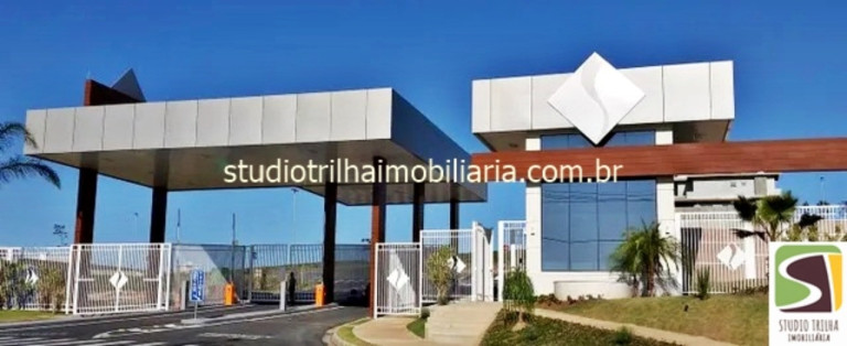 Terreno à Venda, 451 m² em Condomínio Residencial Jaguary - São José Dos Campos