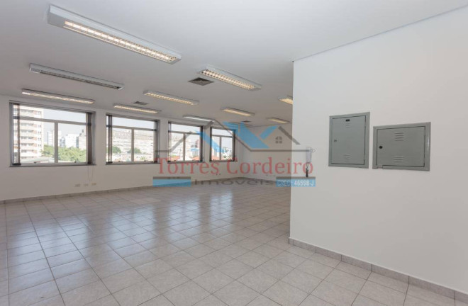 Sala Comercial para Alugar, 90 m² em Vila Madalena - São Paulo