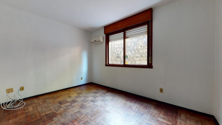 Imagem Imóvel com 2 Quartos à Venda, 88 m² em Santa Tereza - Porto Alegre Imagem Imóvel com 2 Quartos à Venda, 88 m² em Santa Tereza - Porto Alegre