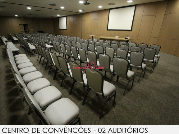 Sala Comercial à Venda, 33 m² em Caminho Das árvores - Salvador