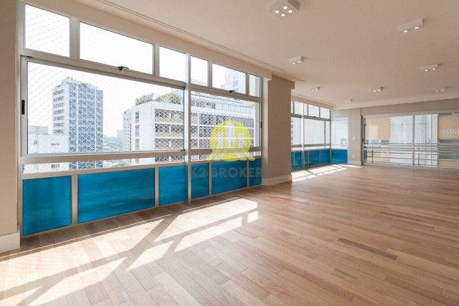 Apartamento com 2 Quartos à Venda, 210 m² em Higienópolis - São Paulo