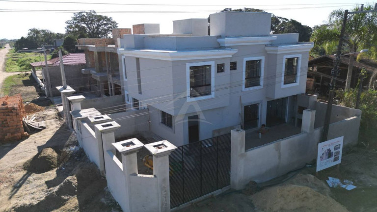 Imagem Sobrado com 2 Quartos à Venda, 84 m² em Volta Ao Mundo I - Itapoá Imagem Sobrado com 2 Quartos à Venda, 84 m² em Volta Ao Mundo I - Itapoá