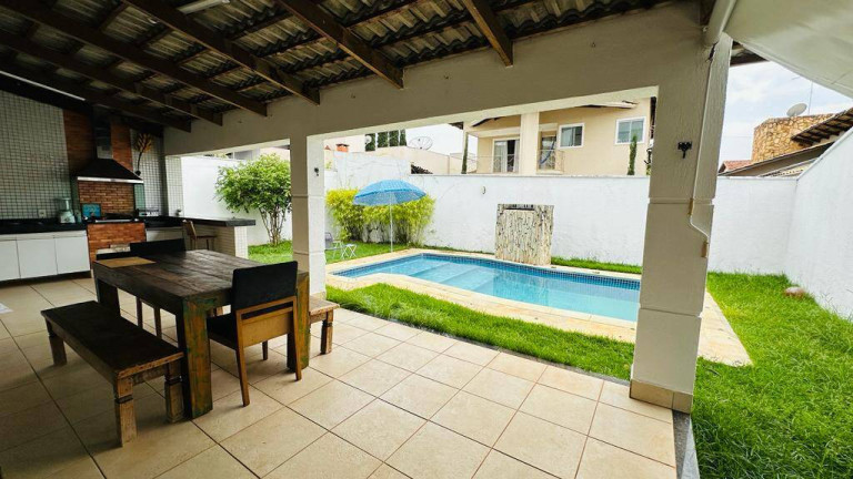 Imagem Casa de Condomínio com 3 Quartos à Venda, 275 m² em Residencial Goiânia Golfe Clube - Goiânia