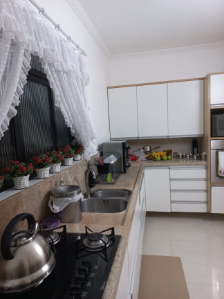 Imagem Imóvel com 3 Quartos à Venda, 176 m² em Pitangueiras - Guarujá Imagem Imóvel com 3 Quartos à Venda, 176 m² em Pitangueiras - Guarujá