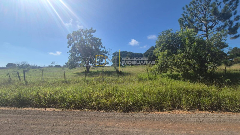 Imagem Terreno à Venda, 2.200 m² em Recanto Da Amizade - Botucatu Imagem Terreno à Venda, 2.200 m² em Recanto Da Amizade - Botucatu