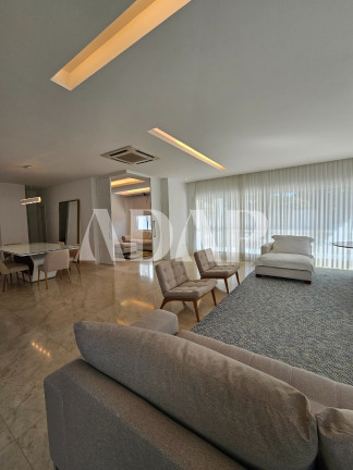 Imagem Casa com 5 Quartos à Venda, 550 m² em Barra Da Tijuca - Rio De Janeiro Imagem Casa com 5 Quartos à Venda, 550 m² em Barra Da Tijuca - Rio De Janeiro