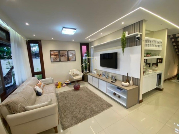 Imagem Imóvel com 4 Quartos à Venda, 225 m² em Lauro De Freitas - Lauro De Freitas Imagem Imóvel com 4 Quartos à Venda, 225 m² em Lauro De Freitas - Lauro De Freitas