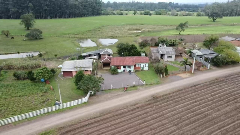Chácara com 2 Quartos à Venda, 2.000 m² em Cipriano De Oliveira - Vera Cruz