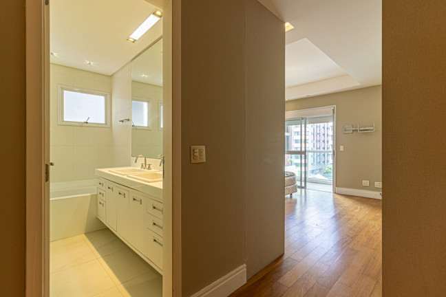 Imagem Apartamento com 4 Quartos à Venda, 270 m² em Boqueirão - Santos