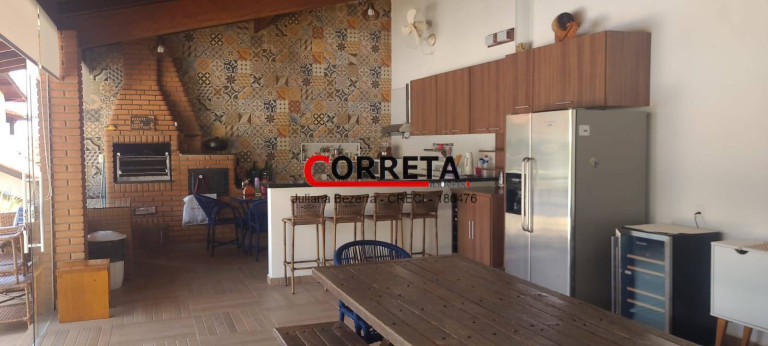 Imagem Casa com 3 Quartos à Venda, 322 m² em Ibiúna