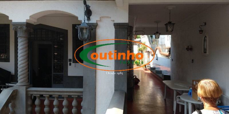 Imagem Casa com 5 Quartos à Venda, 860 m² em Grajaú - Rio De Janeiro