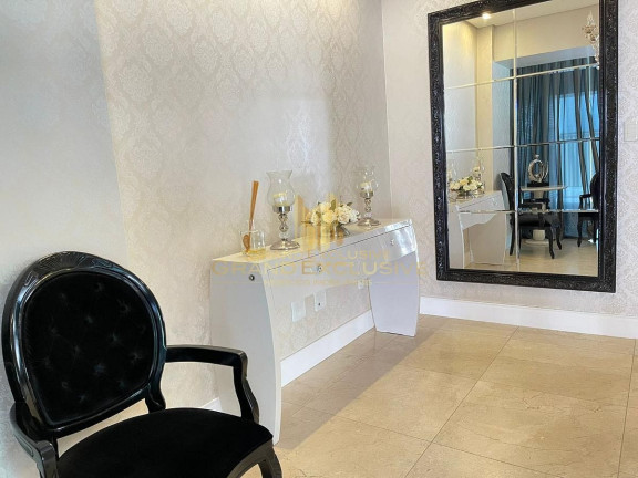 Imagem Apartamento com 3 Quartos à Venda, 115 m² em Centro - Balneário Camboriú Imagem Apartamento com 3 Quartos à Venda, 115 m² em Centro - Balneário Camboriú