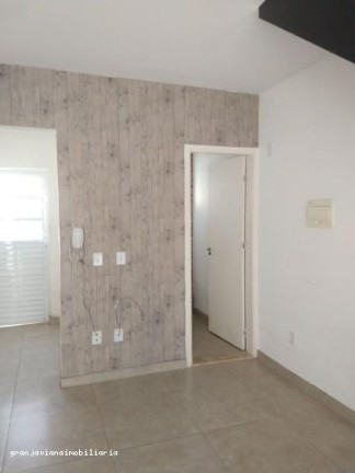 Imagem Casa à Venda, em Chácara Tropical - Cotia Imagem Casa à Venda, em Chácara Tropical - Cotia