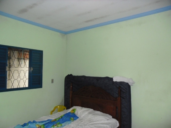 Imagem Casa com 2 Quartos à Venda, 600 m² em Jd. Pitoresco - Jacareí