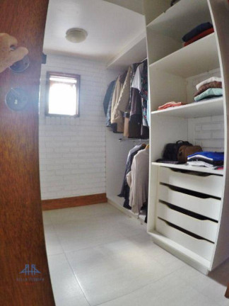 Imagem Casa com 4 Quartos à Venda, 450 m² em João Paulo - Florianópolis Imagem Casa com 4 Quartos à Venda, 450 m² em João Paulo - Florianópolis