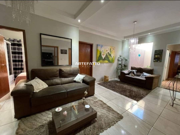 Imagem Casa com 3 Quartos à Venda, 450 m²