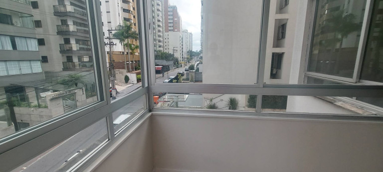 Imagem Apartamento com 3 Quartos à Venda, 96 m² em Centro - Florianópolis