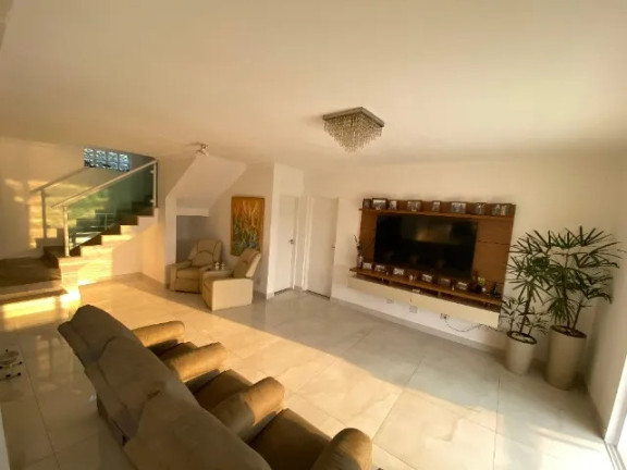 Imagem Casa com 5 Quartos à Venda, 302 m² em Jardim Ipês - Cotia Imagem Casa com 5 Quartos à Venda, 302 m² em Jardim Ipês - Cotia