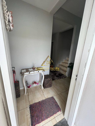 Imagem Casa com 3 Quartos à Venda,  em Penha