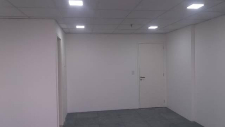Imagem Ponto Comercial à Venda, 34 m² em Barra Funda - São Paulo Imagem Ponto Comercial à Venda, 34 m² em Barra Funda - São Paulo