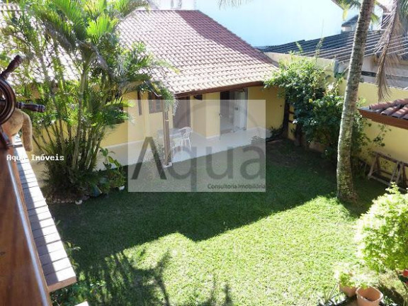 Imagem Casa com 5 Quartos à Venda, 420 m² em Centro - Peruíbe Imagem Casa com 5 Quartos à Venda, 420 m² em Centro - Peruíbe