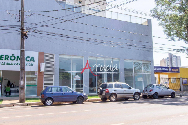Sala Comercial à Venda, 523 m² em Centro - Cascavel
