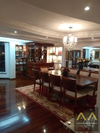 Imagem Casa com 5 Quartos à Venda, 520 m² em Alphaville - Barueri Imagem Casa com 5 Quartos à Venda, 520 m² em Alphaville - Barueri