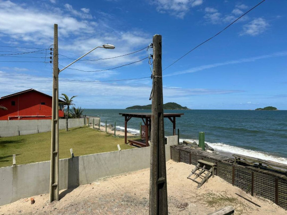 Imagem Casa com 3 Quartos à Venda, 80 m² em Centro - Balneário Barra Do Sul